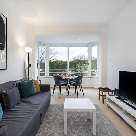 Whome Peaceful Alges Family Home Away From City Noise Лиссабон Экстерьер фото